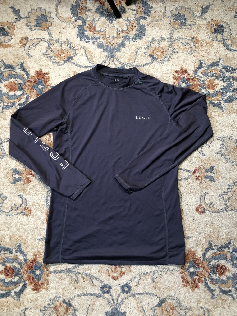 Tesla Shirt Mens Medium Black Long Sleeve Performance Athletic Pullover Logo Top